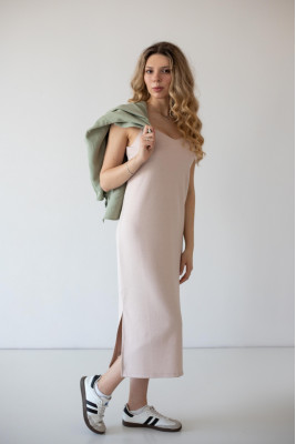 Сукня жіноча